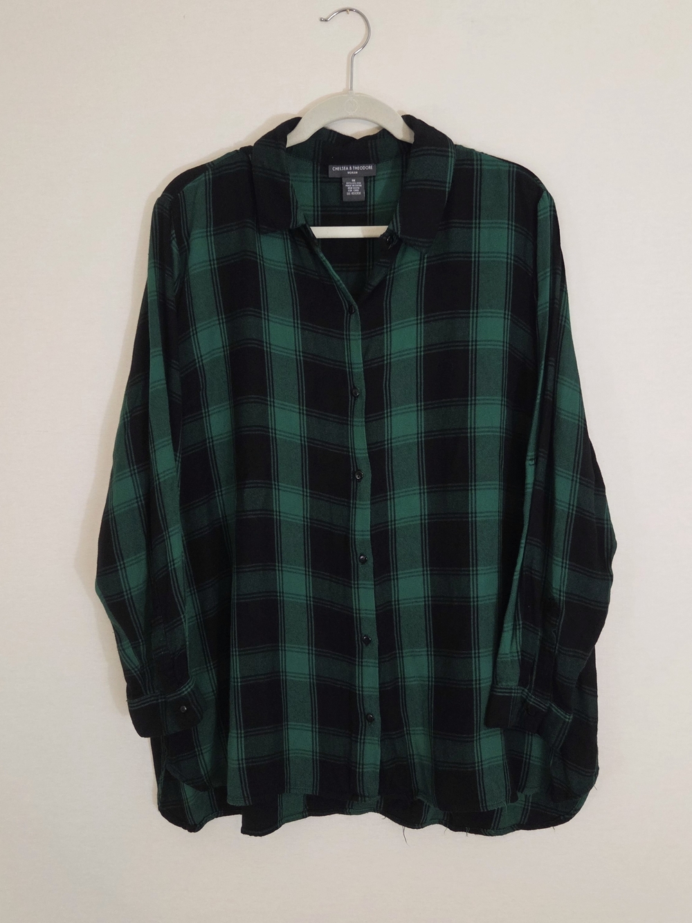 Chelsea & Theodore Green and Black Plaid Button-Down Shirt